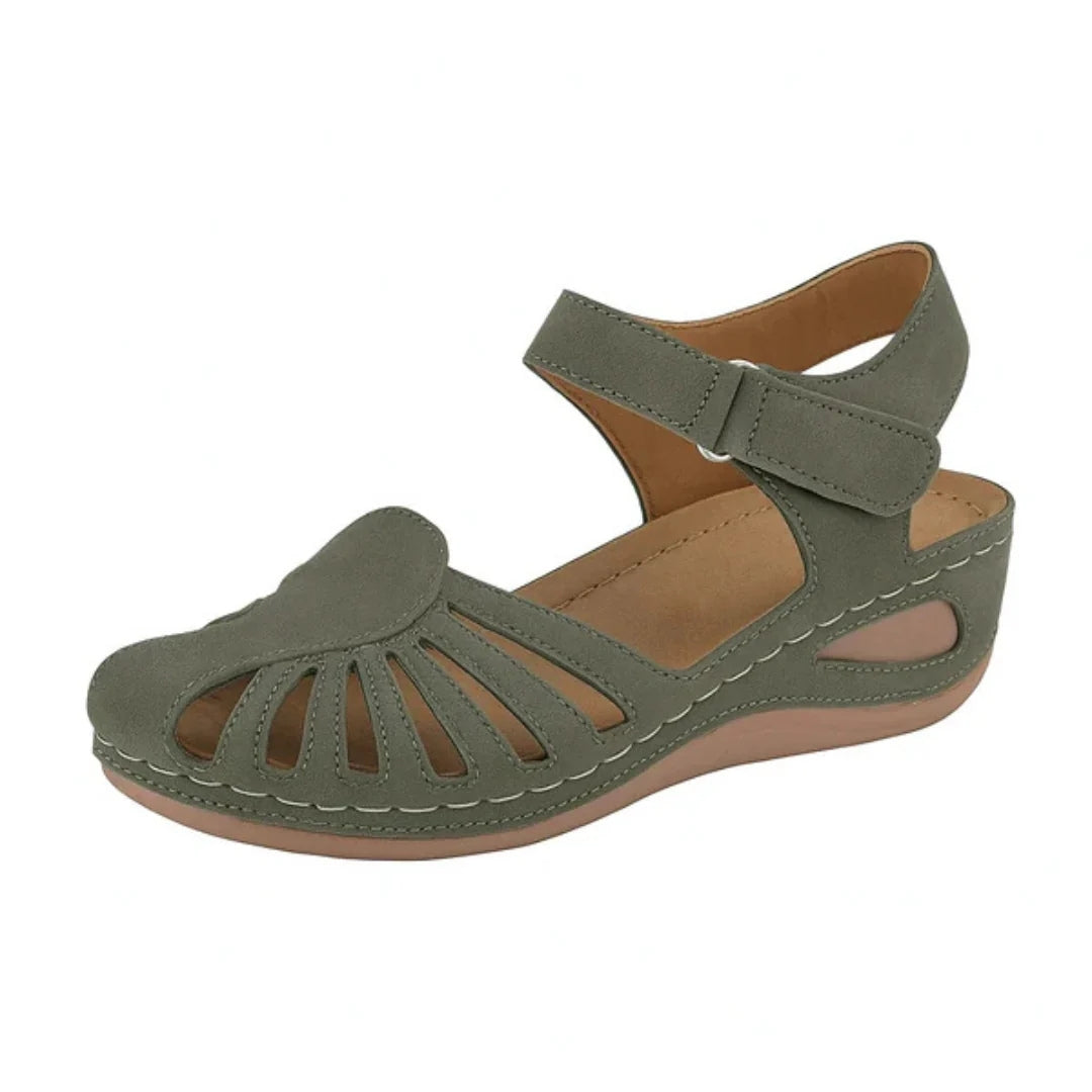 Women’s Summer Sandals – Closed Toe with Non-Slip Sole
